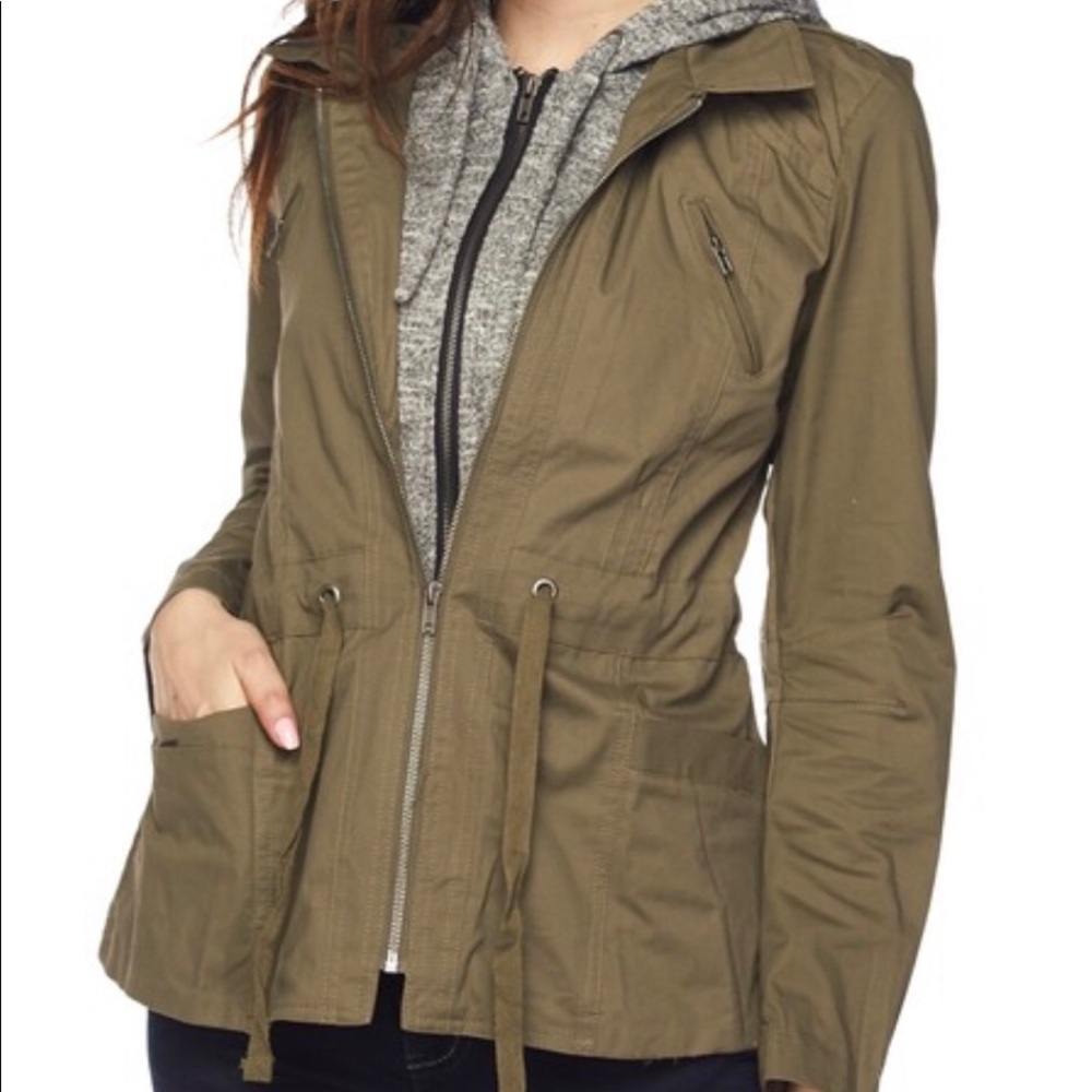 NWT double line utility hoodie jacket in olive